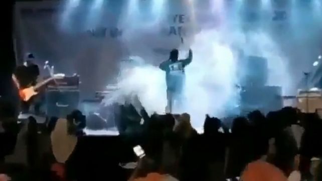 El dramático video del tsunami en pleno recital de Seventeen