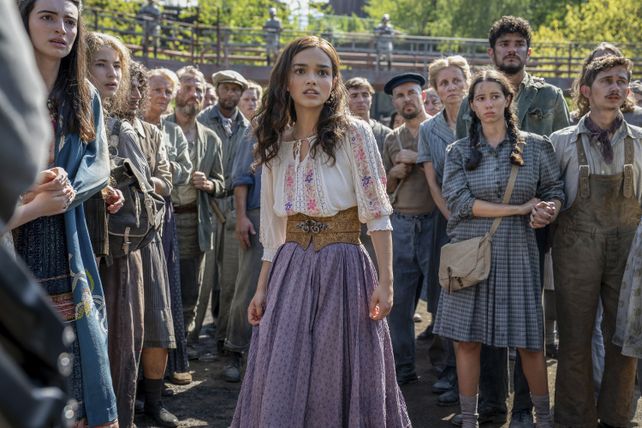 Rachel Zegler como Lucy Gray Baird.