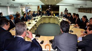 Rodríguez Signes. No podemos resignar más fondos.
