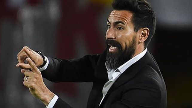 Esperan que ponga el gancho