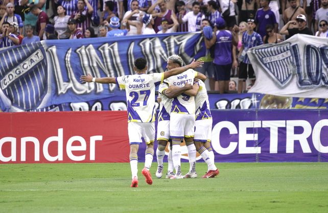 Central arrancó el año con un triunfo y por goleada. Fue en Mendoza frente a Godoy Cruz.