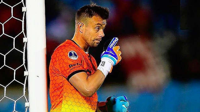 Leonardo Burián prefirió enfocarse en el presente con Colón y evitó hablar de su futuro.&nbsp;