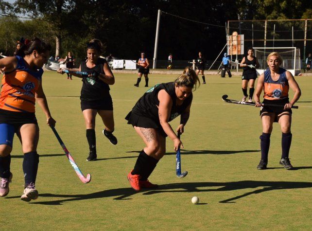 Las Mamis Hockey jugaron en Paraná.