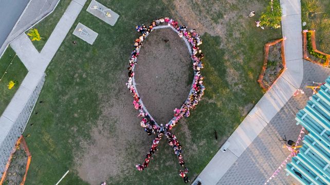 Timbúes realizó actividades por el Octubre rosa y planifica una jornada interdisciplinaria de salud infantil