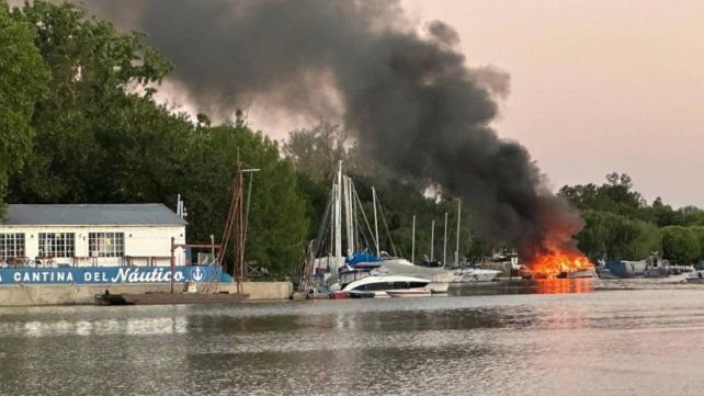 Gualeguaychú: seis personas heridas por el incendio y las explosiones de cuatro embarcaciones