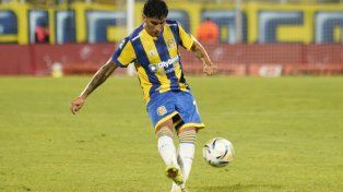 Enzo Giménez no pudo jugar en la victoria de Central en Río Cuarto porque estaba suspendido. También tenía un golpe en el tobillo.
