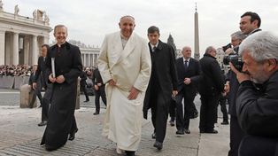 El Papa pide calma y un poco de ternura a las redes sociales