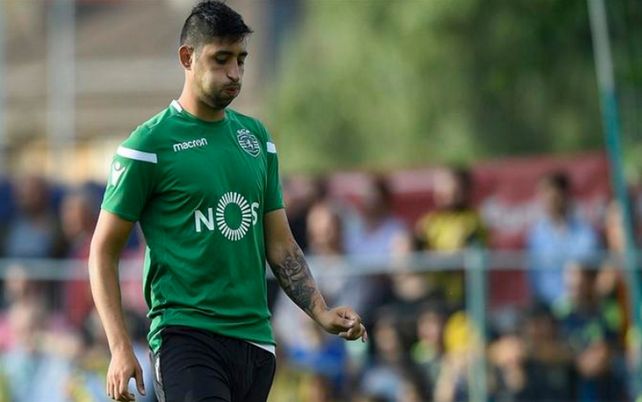 Alan Ruiz solo sale por 8 millones de euros