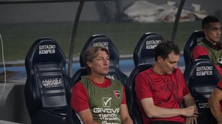 Newells reaccionó tarde e Instituto lo venció con contundencia por 3 a 1
