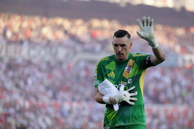 Franco Armani tiene una dilatada trayectoria en el fútbol profesional. Surgió de Aprendices Casildenses.