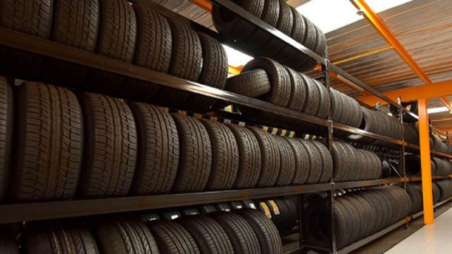 El programa cuenta con la adhesión de 80 comercios de neumáticos de Santa Fe.