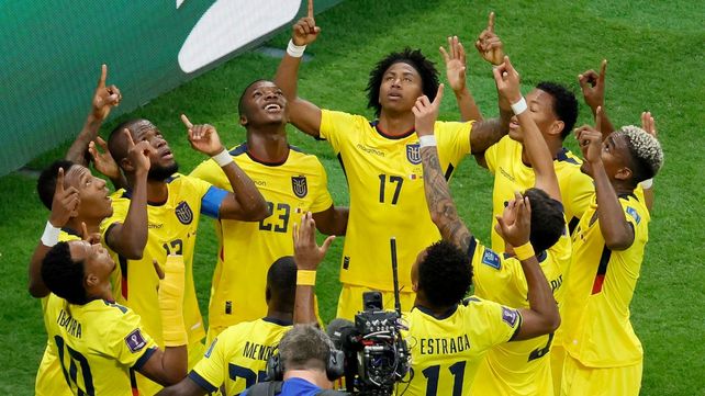 La selección de Ecuador va por un triunfo que lo deje a las puertas de los octavos.