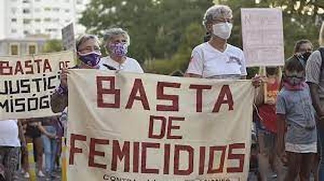 Una de las tantas manifestaciones convocadas en nuestro país como consecuencia de los crímenes por violencia de género.