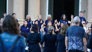 Pese al paro, empezaron las clases en Rosario: tráfico intenso, Aurora y abrazo solidario