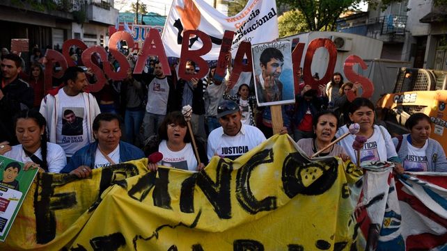 Franco Casco, de 20 años, llegó en 2014 a Rosario para visitar a sus familiares y después de haber estado detenido en una comisaría su cadáver fue hallado en el río Paraná.