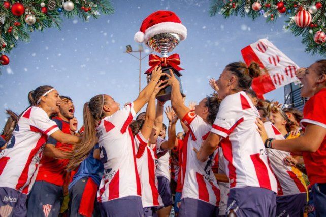 El fútbol femenino de Unión celebró la Navidad con un mensaje cargado de gratitud y futuro