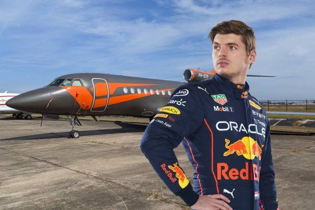 Verstappen se mueve en su jet privado: un Falcon 900EX. El campeón disfruta del lujo cuando no corre.