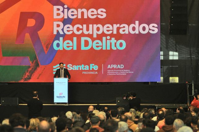 Pullaro: la subasta de bienes decomisados al delito es una política pública muy importante