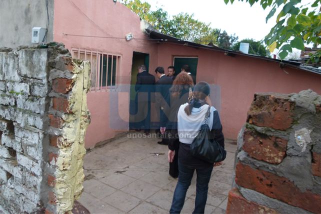 Decenas de allanamientos simultáneos y más de 20 detenidos en el barrio El Chaqueño