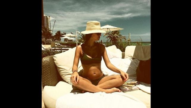 La China Suárez mostró su pancita de embarazada