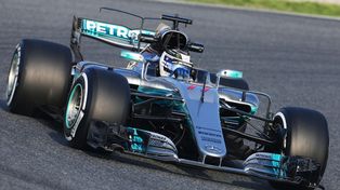 Bottas marcó el camino en Silverstone
