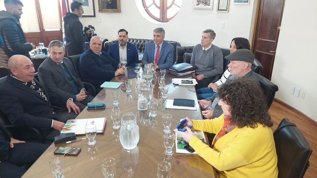 ATE y UPCN se reunieron con funcionarios del gobierno provincial.