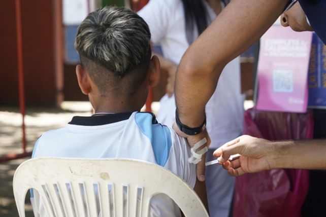 Vacunación en las piletas del Saladillo