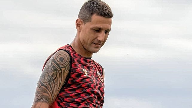 Bruno Bianchi deja Colón y retorna a Atlético Tucumán.