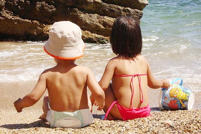 Cómo cuidar la piel de los niños en verano