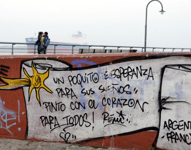 Una investigación señala que así cómo los jóvenes tienen su música y su forma de vestirse