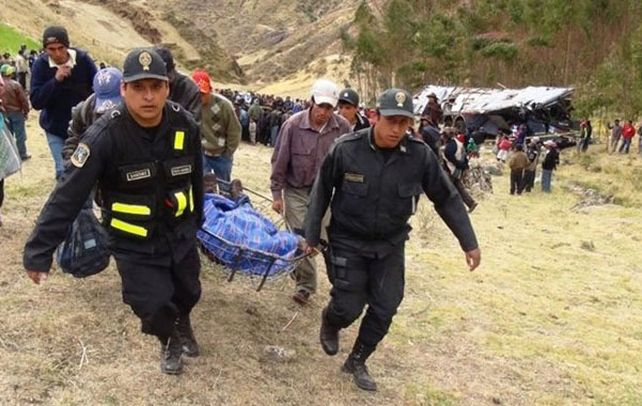 Socorro. En 2012 fallecieron 4.050 personas en accidentes en Perú.
