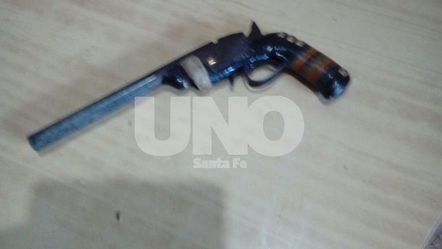 Múltiples allanamientos en San Genaro terminaron con cinco personas detenidas por abigeato