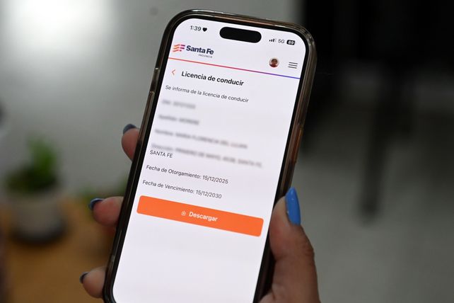 Controles de tránsito en la ciudad: desde esta semana ya se puede presentar la licencia de conducir digital.