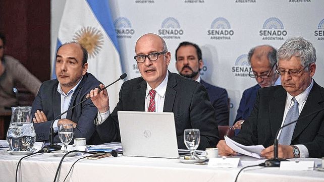 El oficialismo en el Senado buscará este jueves el dictamen al Presupuesto 2023