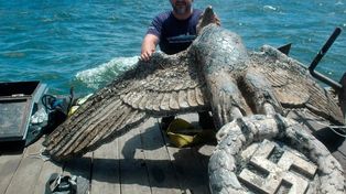 Un argentino quiere el águila del Graf Spee para hacerla volar en pedazos