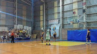 Sanjustino superó a El Quillá y manda en soledad en la zona D del Torneo Dos Orillas de Básquet.