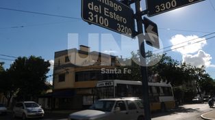 Vecinos de barrio Constituyentes piden un semáforo para una esquina peligrosa