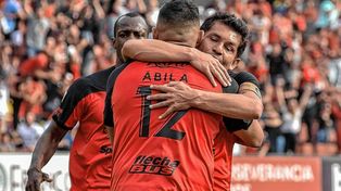 El agrandado Colón buscará frenar a Racing en el Brigadier López