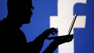 Se hizo un amigo en Facebook y terminó secuestrado y sin un peso en otro continente