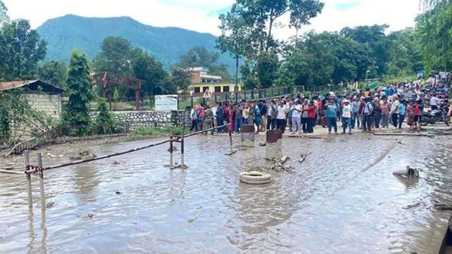 Tras el desastre por las inundaciones en Nepal