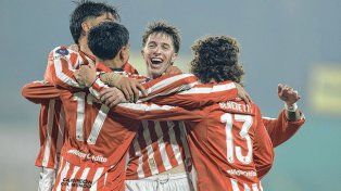 Estudiantes venció a Barracas Central y avanzó a los cuartos de la Copa Argentina