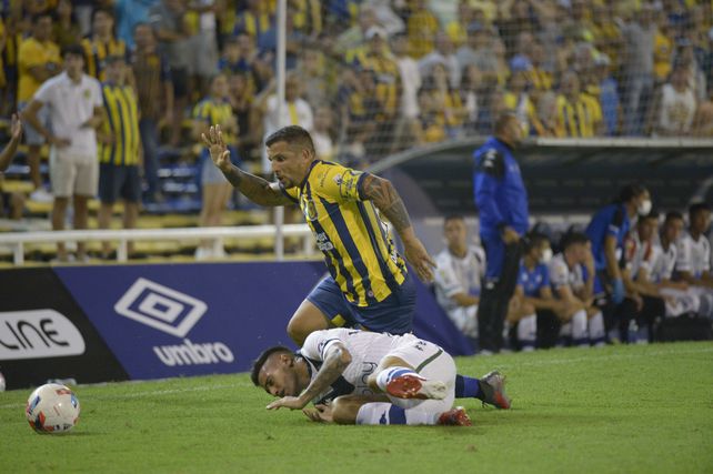 Vecchio con la camiseta de Central, una imagen que difícilmente se repita.
