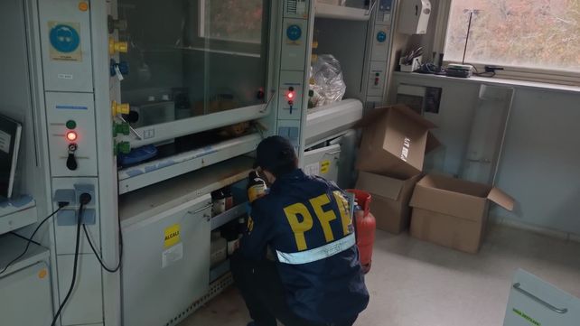 La Federal allanó distintos laboratorios por Fentanilo adulterado.
