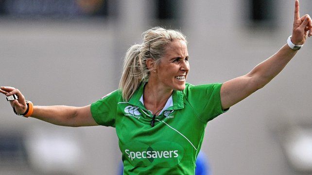La irlandesa Joy Neville será la primera mujer en formar parte del plantel de árbitros de un Mundial masculino.