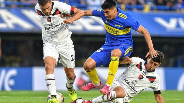 Boca y Newells igualaron 0 a 0 en un partido discreto.