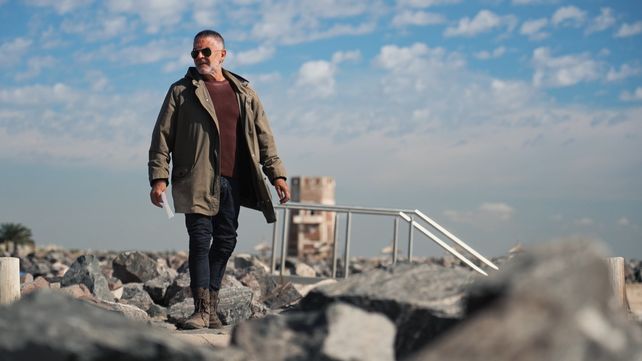 El Insomne, la ficción con Osvaldo Laport que nació en Rosario y llega a todo el país para acompañar a los fantasmas del pasado