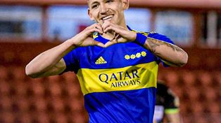 Luis Vázquez jugaría esta noche su último partido en Boca.