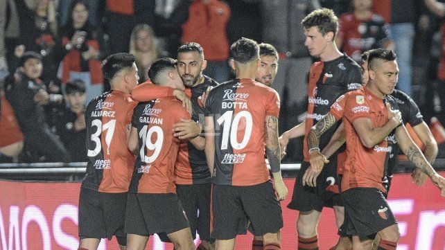 Colón le ganó a Rosario Central