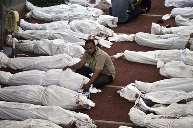 Masacre en Egipto: confirman 525 muertos