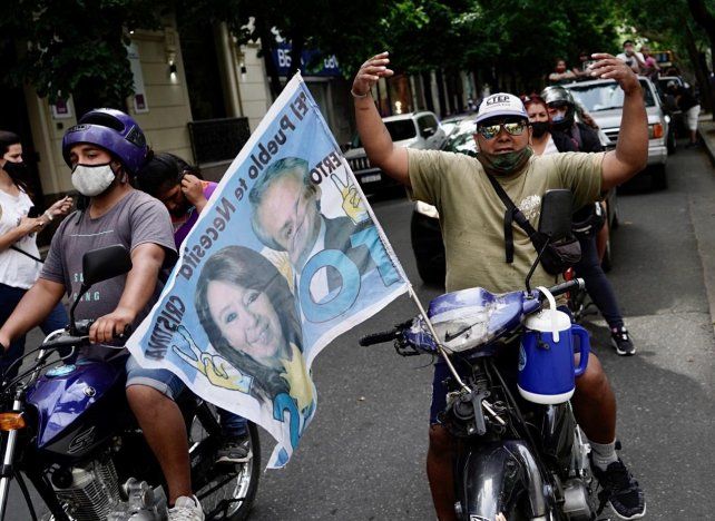 La Caravana de la Militancia recorri el microcentro rosarino en